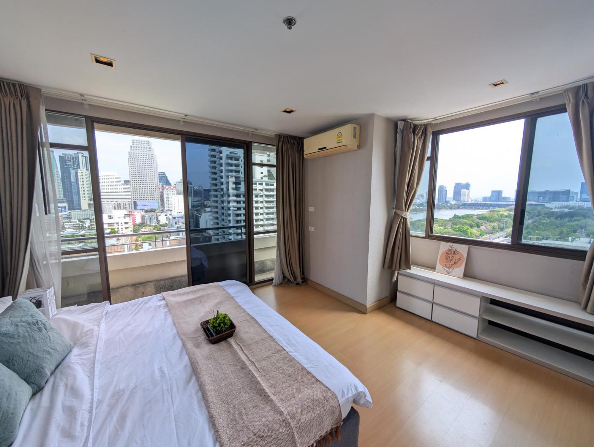 High Floor Great View 2br 2ba 3 Mins To Nana Bts Căn hộ *