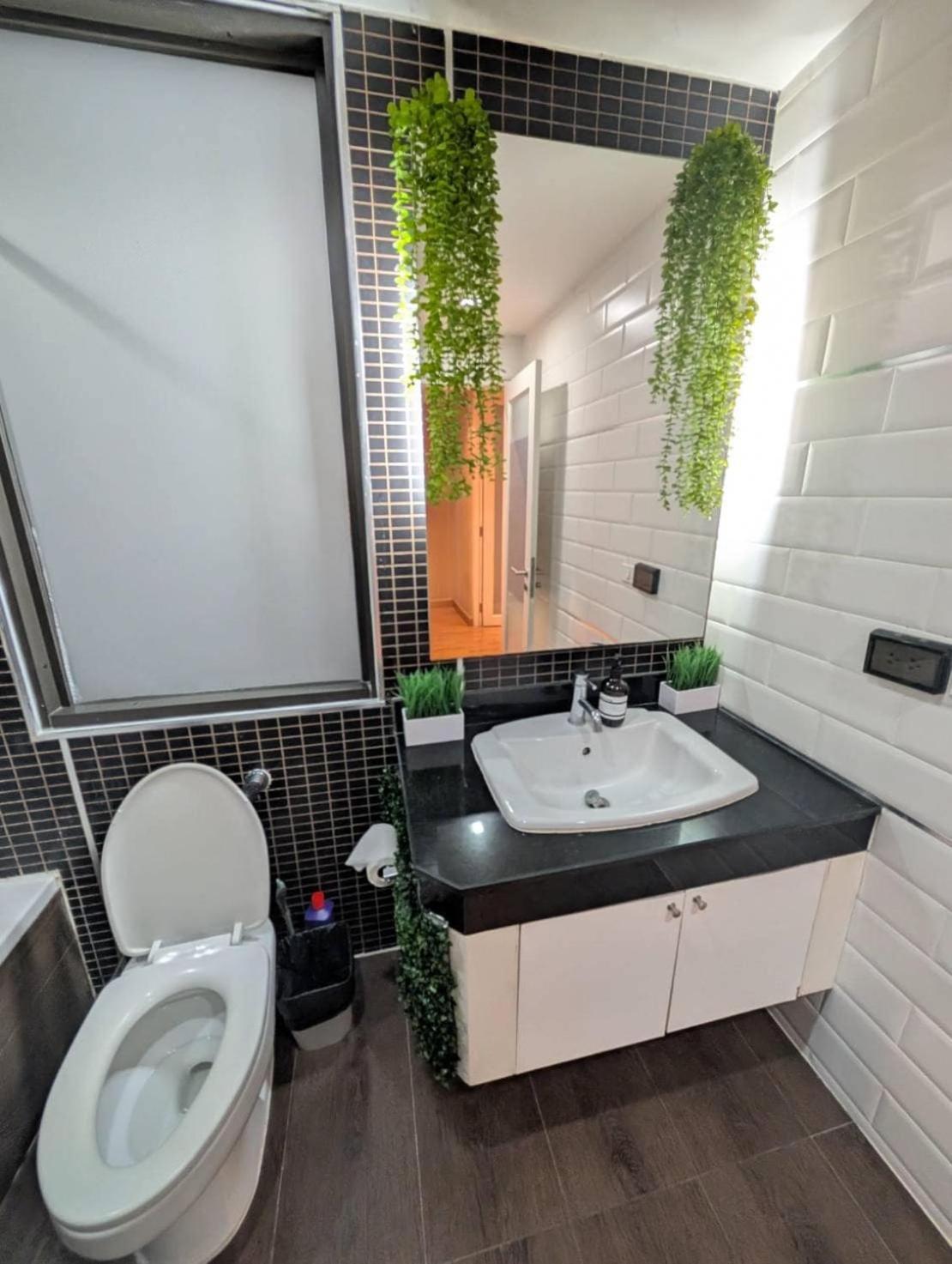Căn hộ High Floor Great View 2br 2ba 3 Mins To Nana Bts *